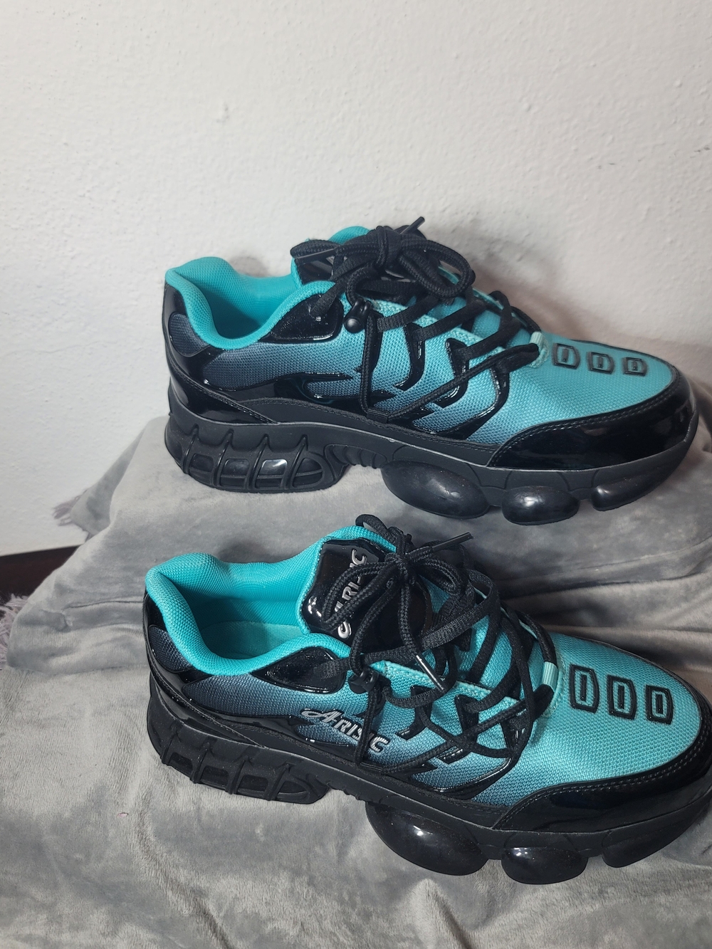 ARISIC Steel Toe Safety Shoes Sneakers Size 40 (US Men 7.5/Women 9) Unisex,new